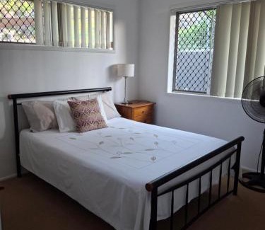 New Auckland House | Sandi's House For two