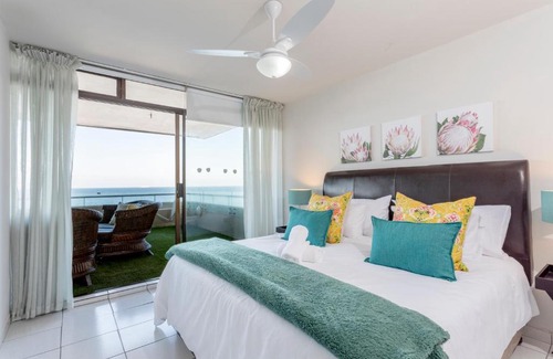 Umdloti Apartment | Sands Beach Breaks Umdloti Luxury Beach Front