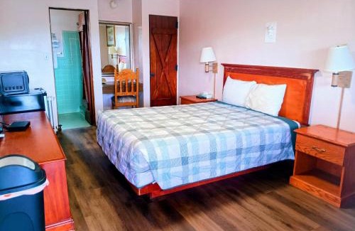 Cheyenne Hotel | Sands Motel