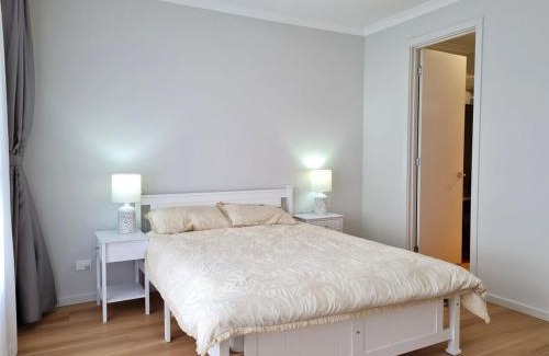 Muloowurtie House | Sandy Toes