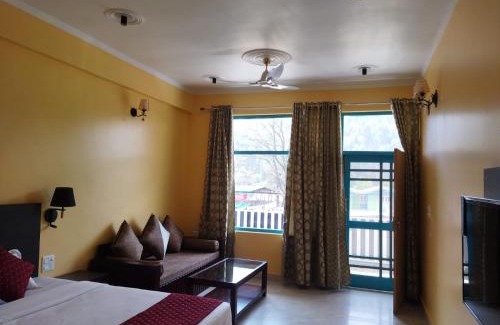 Bhimtal Hotel | Sangita Homez