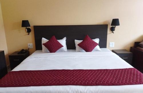 Bhimtal Hotel | Sangita Homez