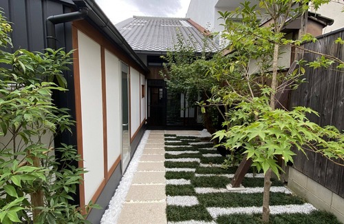Nishijin Ski Chalet | Sankoku Bashira - Large exquisite machiya house with beautiful garden