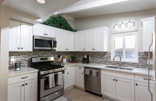 Santa Clarita House | Santa Clarita