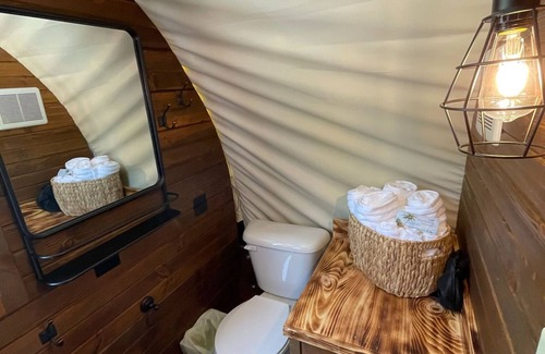 Branson Cottage | Santa Fe Trail Wagon