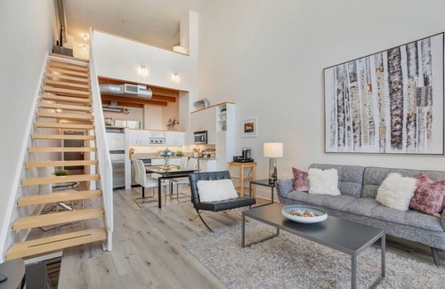 The Villas Condo | Santana Row Properties #6 - Silicon Valley Getaway