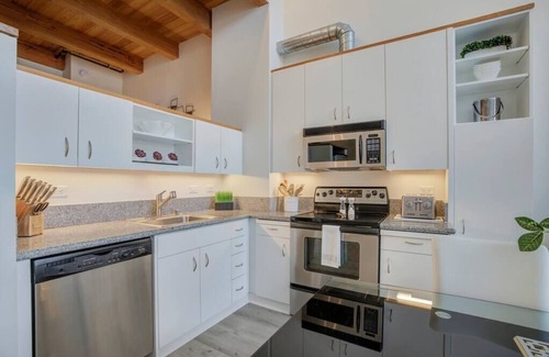 The Villas Condo | Santana Row Properties #6 - Silicon Valley Getaway