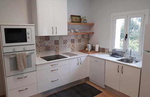 Noia House | Santiago by the sea, entre mar y campo