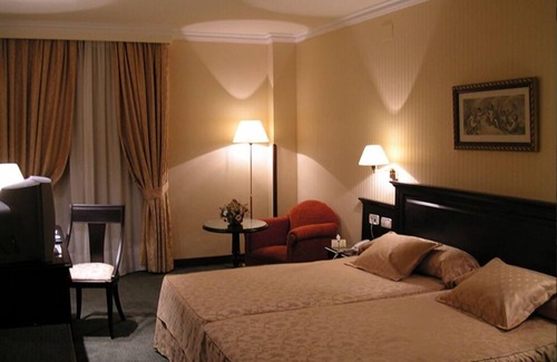 Linares Hotel | Santiago