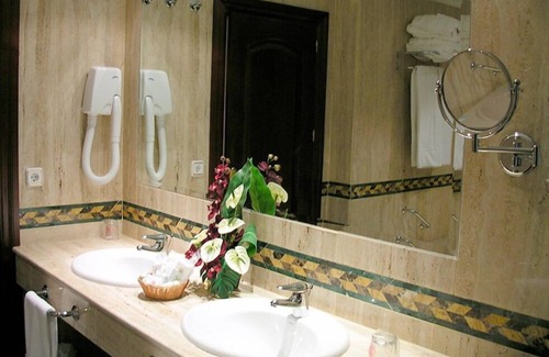 Linares Hotel | Santiago