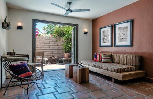 Tahquitz River Estates Resort | Santiago Resort - Palm Springs Premier Gay Men’s Resort