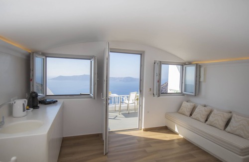 Firostefani Apartment | Santorini View Studios-Adults Only