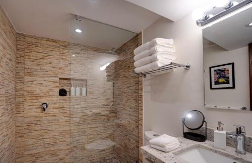 Colonia San Antonio Apartment | Santuario de la Paz - Newly Modern Renovated Apt