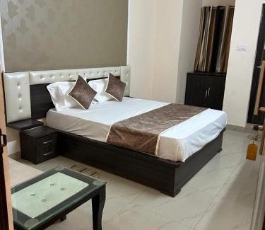 Allahabad Hotel | Sara Residency