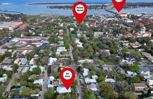 Downtown Historic District Villa | Saragossa Poolside Paradise