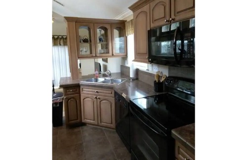 Bee Ridge House | Sarasota beautiful key west style comfortable home.Beautifully designed.Big yard