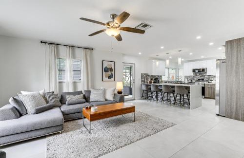 Whitfield House | Sarasota Home with Private Pool about 10 Mi to Beach!