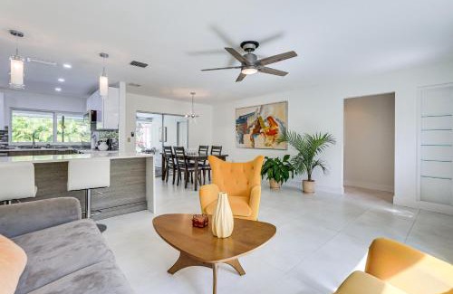 Whitfield House | Sarasota Home with Private Pool about 10 Mi to Beach!