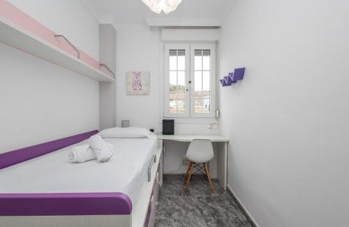 Sardina House | Sardina Balcony Flat - 2 min walk to beach