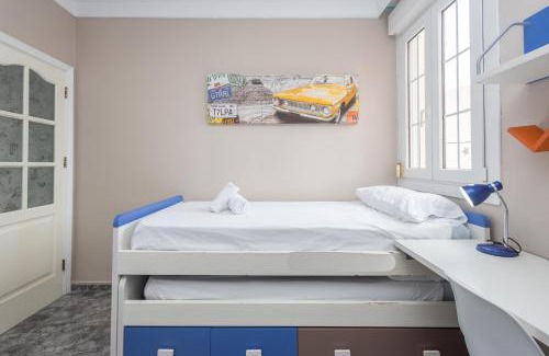 Sardina House | Sardina Balcony Flat - 2 min walk to beach