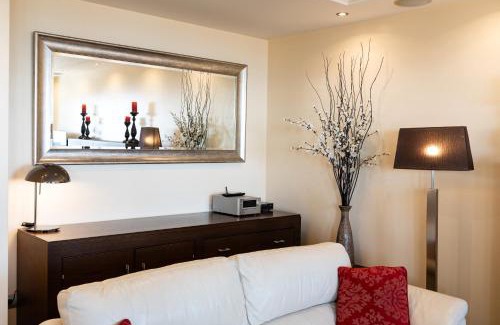 Fuengirola City Centre Apartment | Saturno