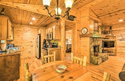 Helen Cabin | Sautee Mountain Retreat ‘The Highline’ Cabin!