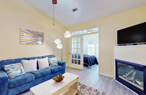 Vaught Apartment | Savannah Shores 12
