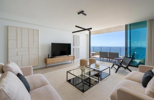 Sao Martinho Apartment | Savoy Monumentalis III by An Island Apart