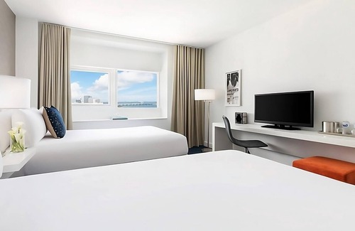 Downtown Miami Hotel | Savvy Double at YVE Hotel Miami