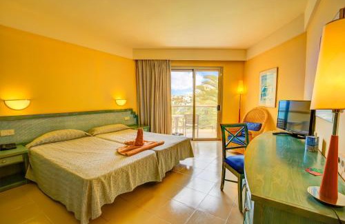 Bahia Calma Hotel | SBH Costa Calma Beach Resort Hotel