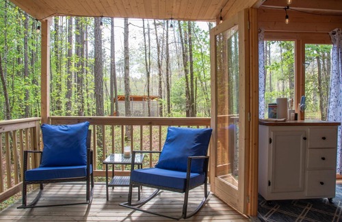 Coalmont Cottage | Scandinavian Cabin at Getaway on Ranger Creek