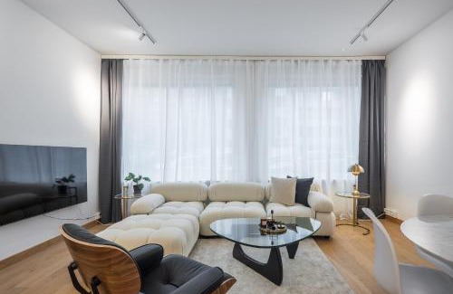 Hietalahti Apartment | Scandinavian Design Townhouse with Private Sauna