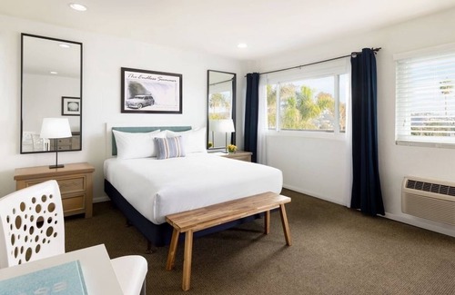 Laguna Beach Hotel | Scenic Laguna Beach Stay | Pool | Steps from the Beach