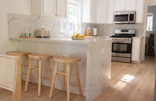 Pollock Pines House | Scenic Mountain Retreat - Hot Tub, Wineries, Lakes