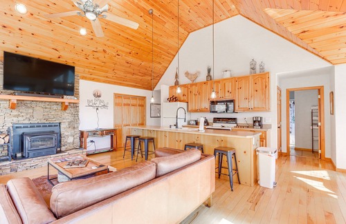 Unaka Cabin | Scenic Murphy Cabin ~ 16 Mi to Blue Ridge