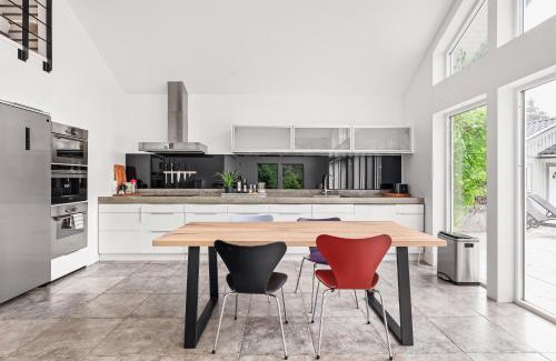 Vidja Villa | Scenic Retreat Near Stockholm