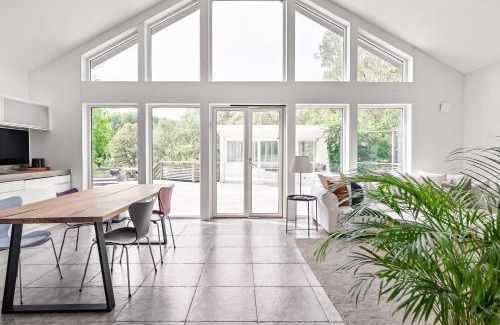 Vidja Villa | Scenic Retreat Near Stockholm