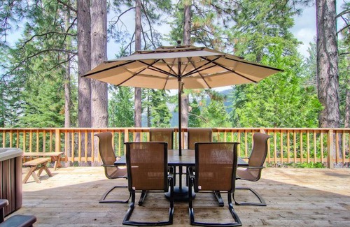 Yosemite West House | Scenic Wonders & Apt.