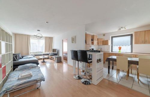 Eller Apartment | Schöne, möblierte Wohnung mit Balkon und Tiefgarage