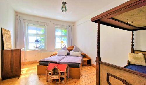 Mellenthin Apartment | Scheunenloft Usedom-4, großzügige Familienoase, Hunde-freundlich mit riesigem Garten