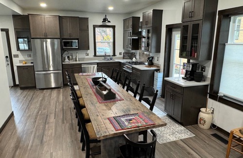 Clear Lake House | Schoolhouse renovated into Cozy 2-bedroom house in downtown Clear Lake.