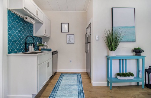 Silver Lake House | Schooner and Whoop-Ti-Do Cottages: Private Beach on Silver Lake!