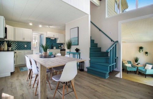 Silver Lake House | Schooner and Whoop-Ti-Do Cottages: Private Beach on Silver Lake!