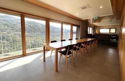 Thredbo Cabin | Schuss Alpine Club, Thredbo