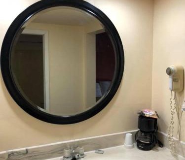 Perry Hotel | Scottish Inn and Suites Perry