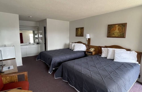 Osage Beach Hotel | Scottish Inns Osage Beach