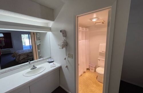 Osage Beach Hotel | Scottish Inns Osage Beach