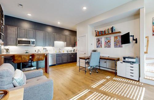 Chattanooga Apartment | Sculpture Fields View