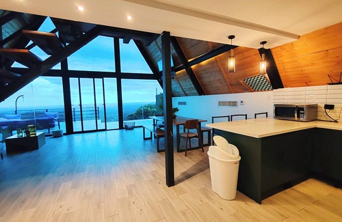 Pedro Brand Villa | SD 8BR Country Villas + Free Bonus