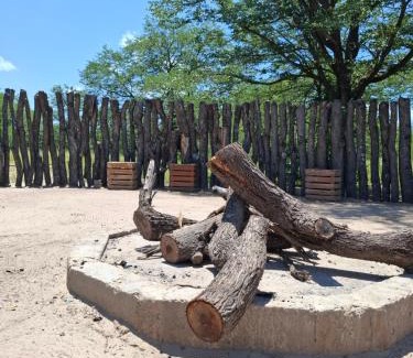 Maun Other | Se xaxa Camp